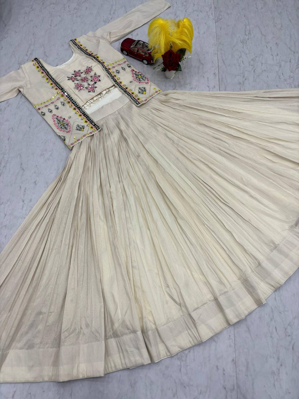 FESTIVAL SPECIAL CROP TOP LEHENGA SET