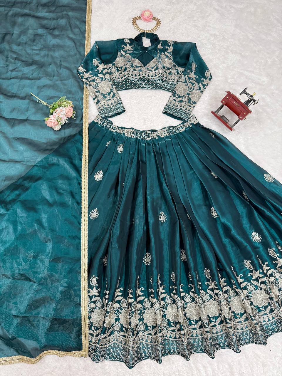 ELEGANT DESIGNER LEHENGA SET