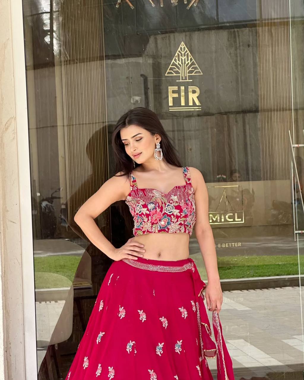 DESIGNER LEHENGA SET IN FOUX GEORGETTE