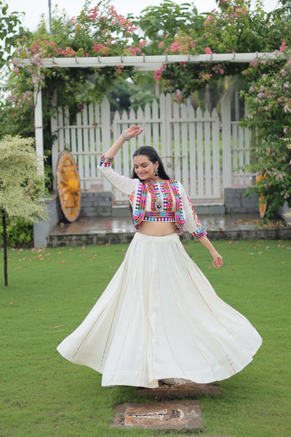 NAVRATRI LEHENGA CHOLI COLLECTIONS – 2025