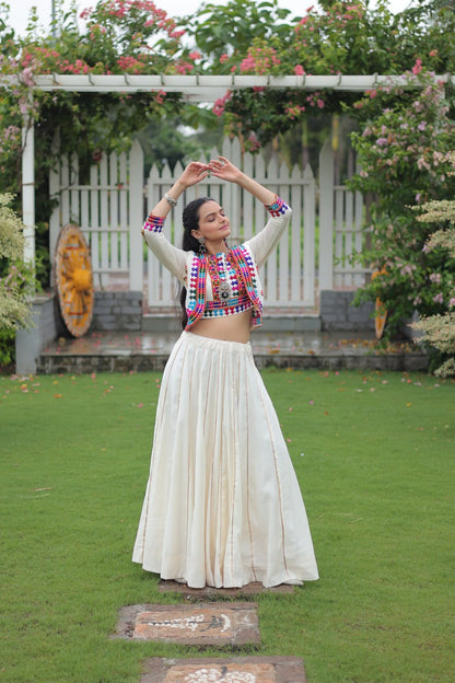 NAVRATRI LEHENGA CHOLI COLLECTIONS – 2025