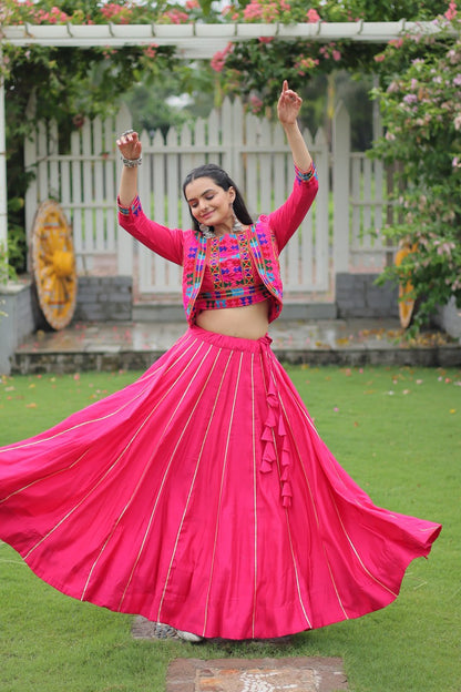 NAVRATRI LEHENGA CHOLI COLLECTIONS – 2025
