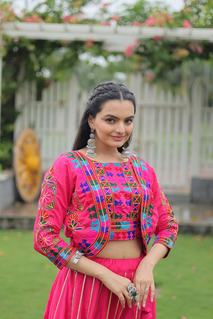NAVRATRI LEHENGA CHOLI COLLECTIONS – 2025