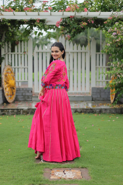 NAVRATRI LEHENGA CHOLI COLLECTIONS – 2025