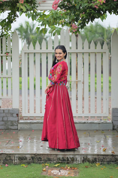 NAVRATRI LEHENGA CHOLI COLLECTIONS – 2025