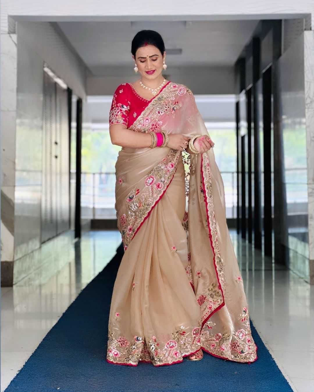 EXQUISITE ZIMMY CHO SILK EMBROIDERED SAREE