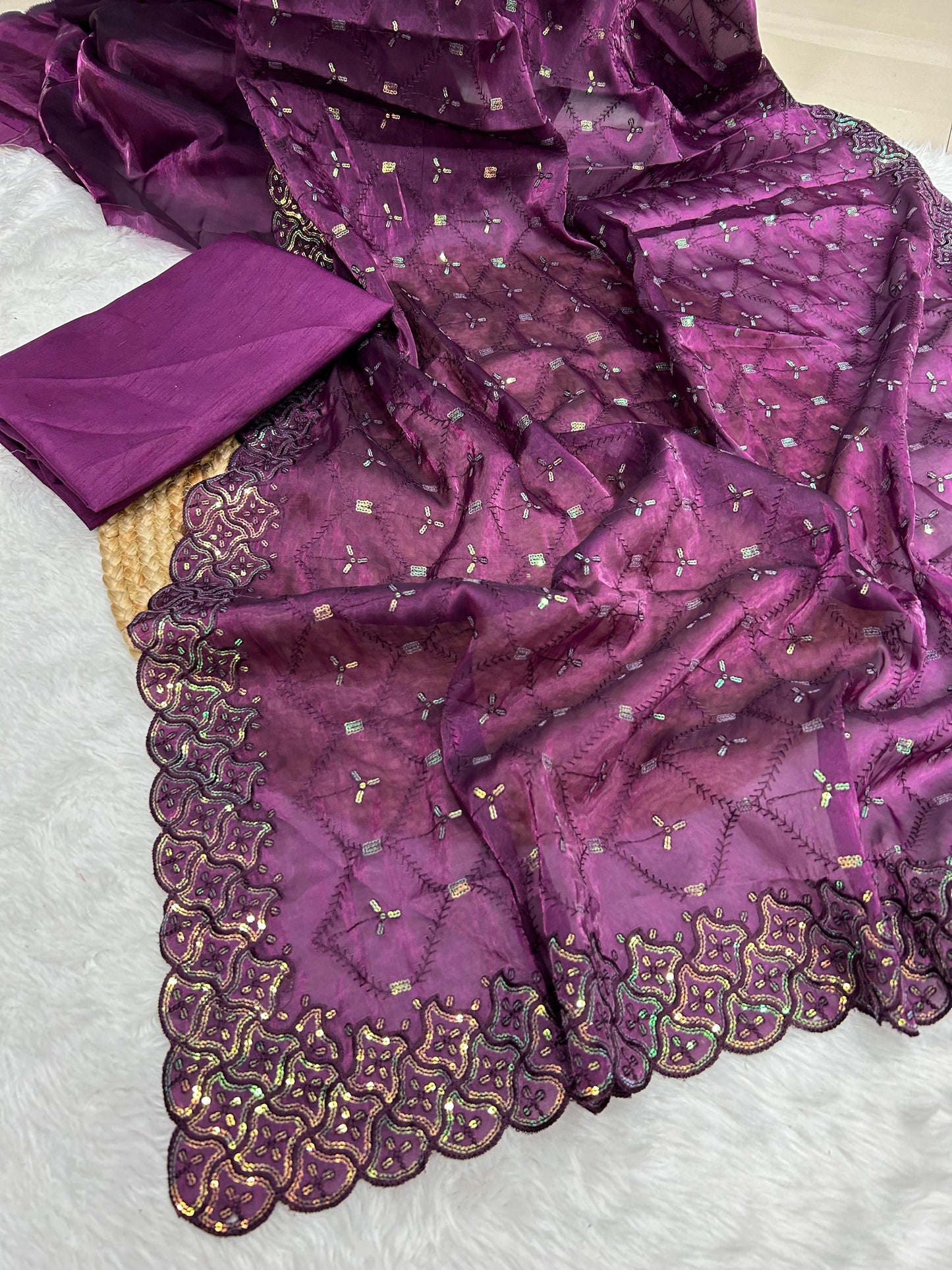 EXCLUSIVE DESIGNER SOFT GEEMICHU SILK SAREE COLLECTION