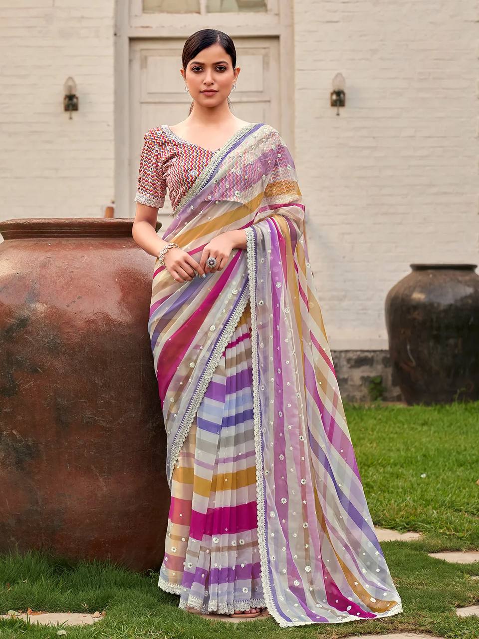 ELEGANT GEORGETTE EMBROIDERED SAREE