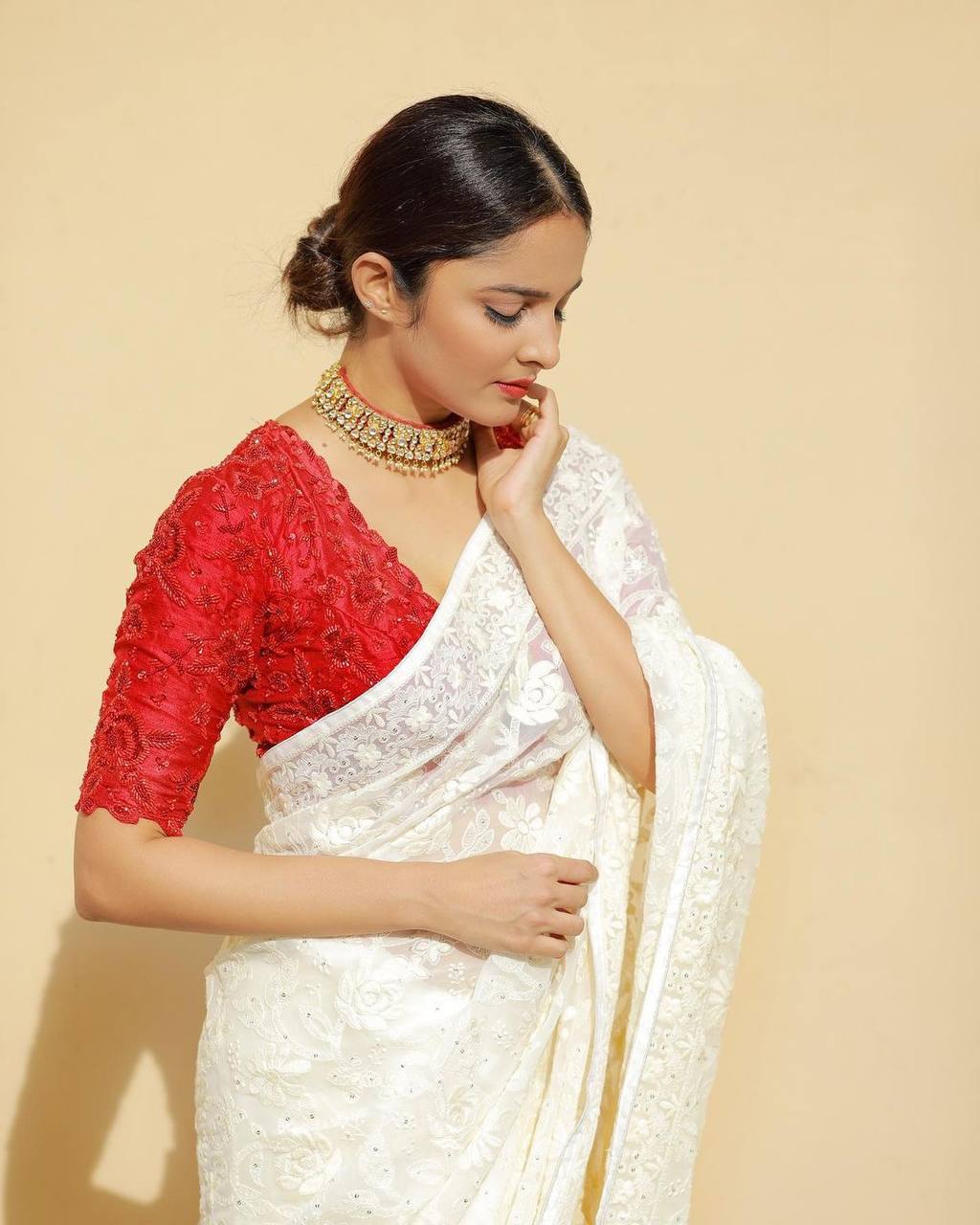 SUMMER HOT FANCY GEORGETTE SAREE WITH CHAINSTITCHED & STONE WORK