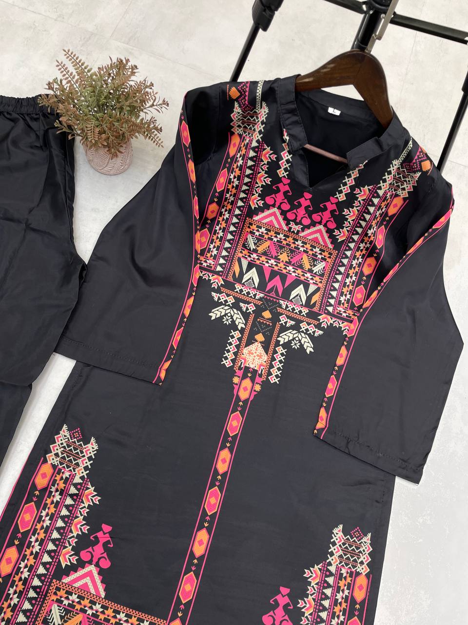 SUMMER SEASON SPECIAL - PRINTED CREPE SILK CO-ORD SETS