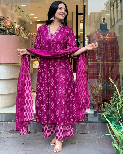 NEW LAUNCH – PURE COTTON EMBROIDERY WORK SUIT SET