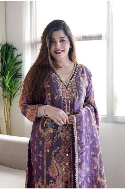 NEW ARRIVAL – 3-PIECE DESIGNER SUIT SET