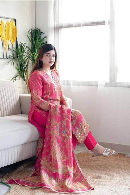 NEW ARRIVAL – 3-PIECE DESIGNER SUIT SET