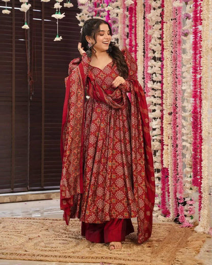 Exquisite 3-Piece Floral Suit Set – A Celebration of Elegance &amp; Grace