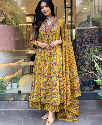 NEW LAUNCH – EXQUISITE 3-PIECE COTTON SUIT SET