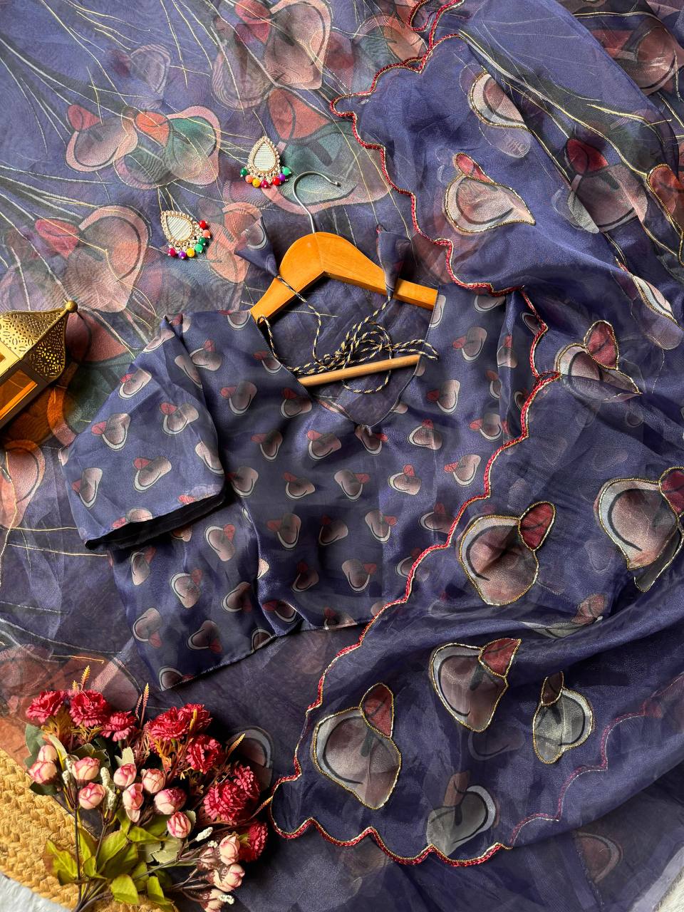 LUXURIOUS DIGITAL HANDWORK ORGANZA SAREE – EXCLUSIVE LAUNCH