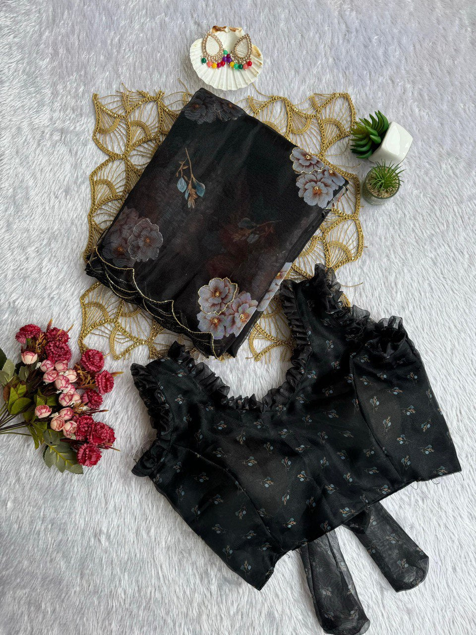 EXCLUSIVE DESIGNER ORGANZA SAREE – A MASTERPIECE OF ELEGANCE