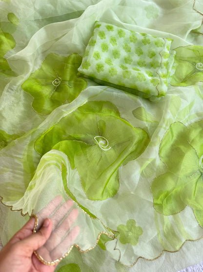 EXCLUSIVE HANDWORK ORGANZA SAREE – ELEGANCE REDEFINED