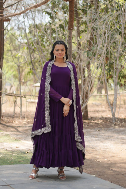 DESIRABLE WOMEN'S FULLY FLAIRED GOWN