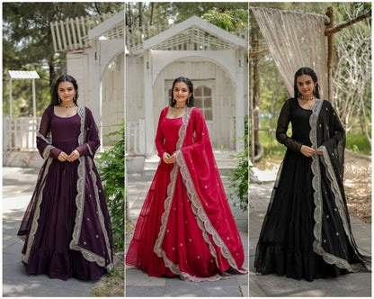 DESIRABLE WOMEN'S DESIGNER GOWN