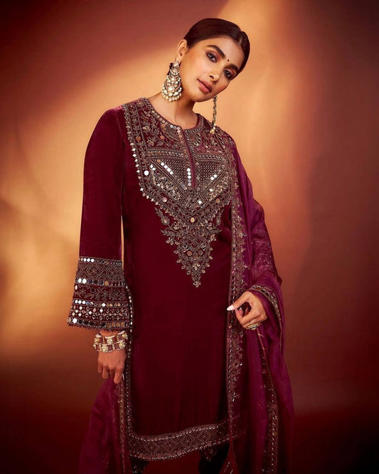 ADORABLE HEAVY VELVET SEQUENCE EMBROIDERY SUIT SET