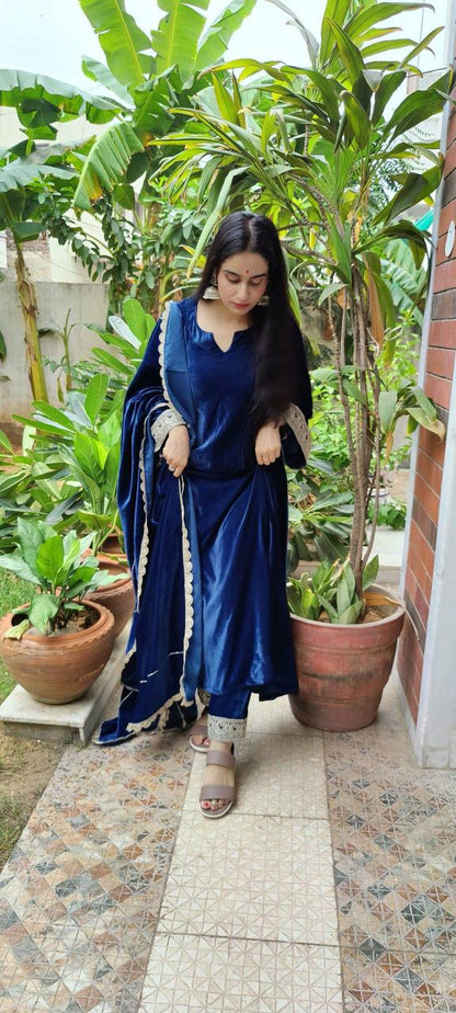 REGAL VISCOS VELVET PANT SET