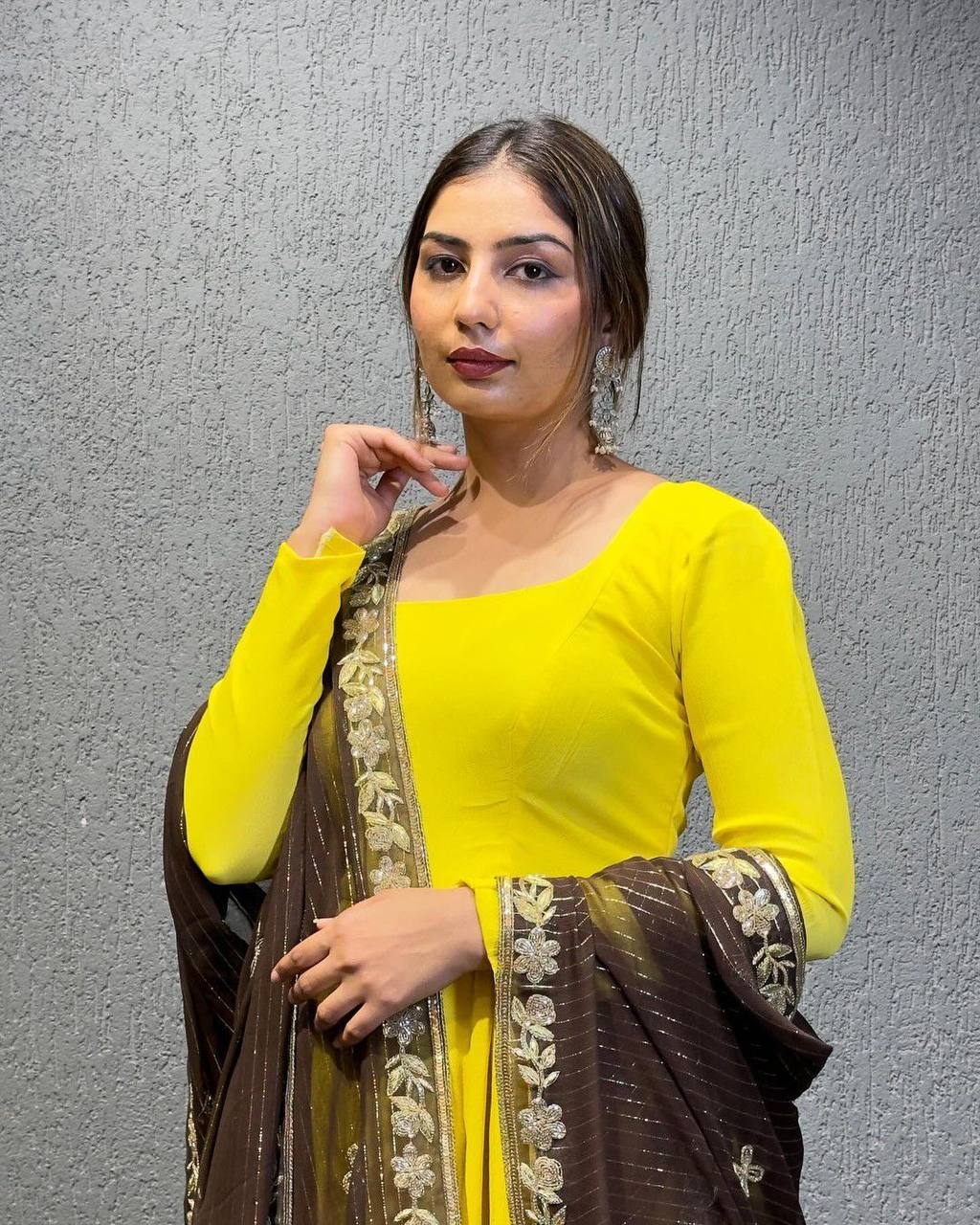 GRACEFUL FLAIR ANARKALI SET