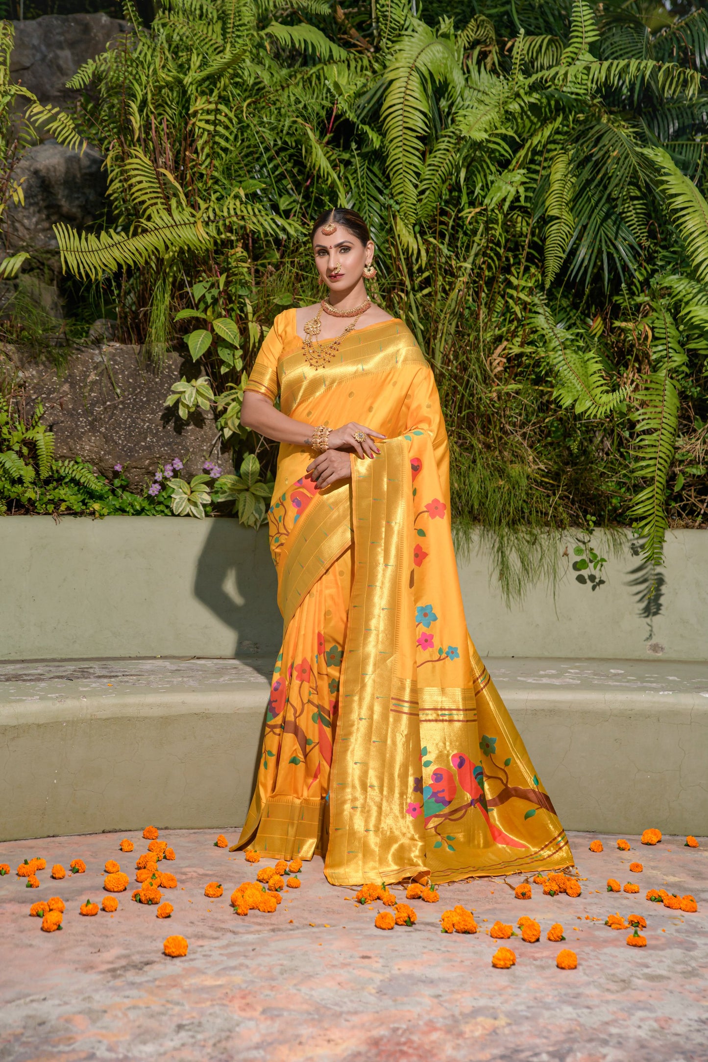 LUXURIOUS PAITHANI PURE SILK HANDLOOM SAREE WITH PURE GOLD ZARI
