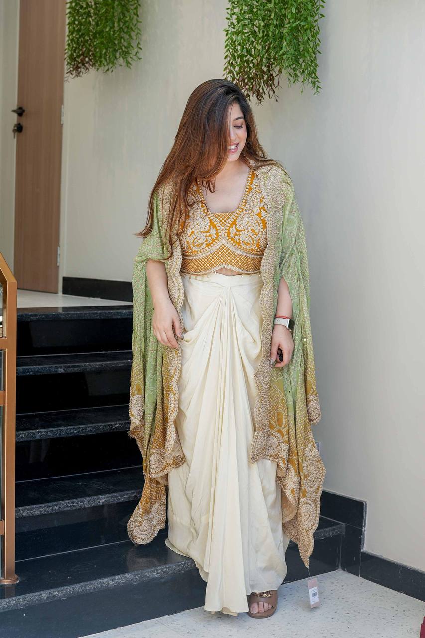 EXCLUSIVE THREE-PIECE WESTERN FUSION OUTFIT FOR A DESIGNER STATEMENT LOOK