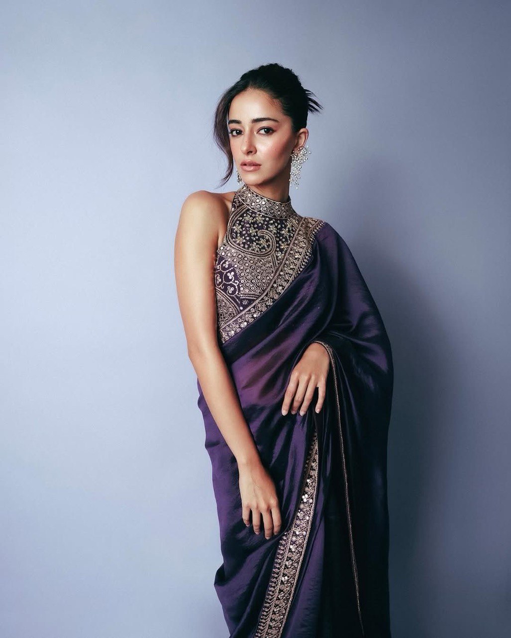 ELEGANT DESIGNER JIMMY CHU SAREE WITH THREAD & SEQUINS EMBROIDERY | UNSTITCHED BLOUSE PIECE