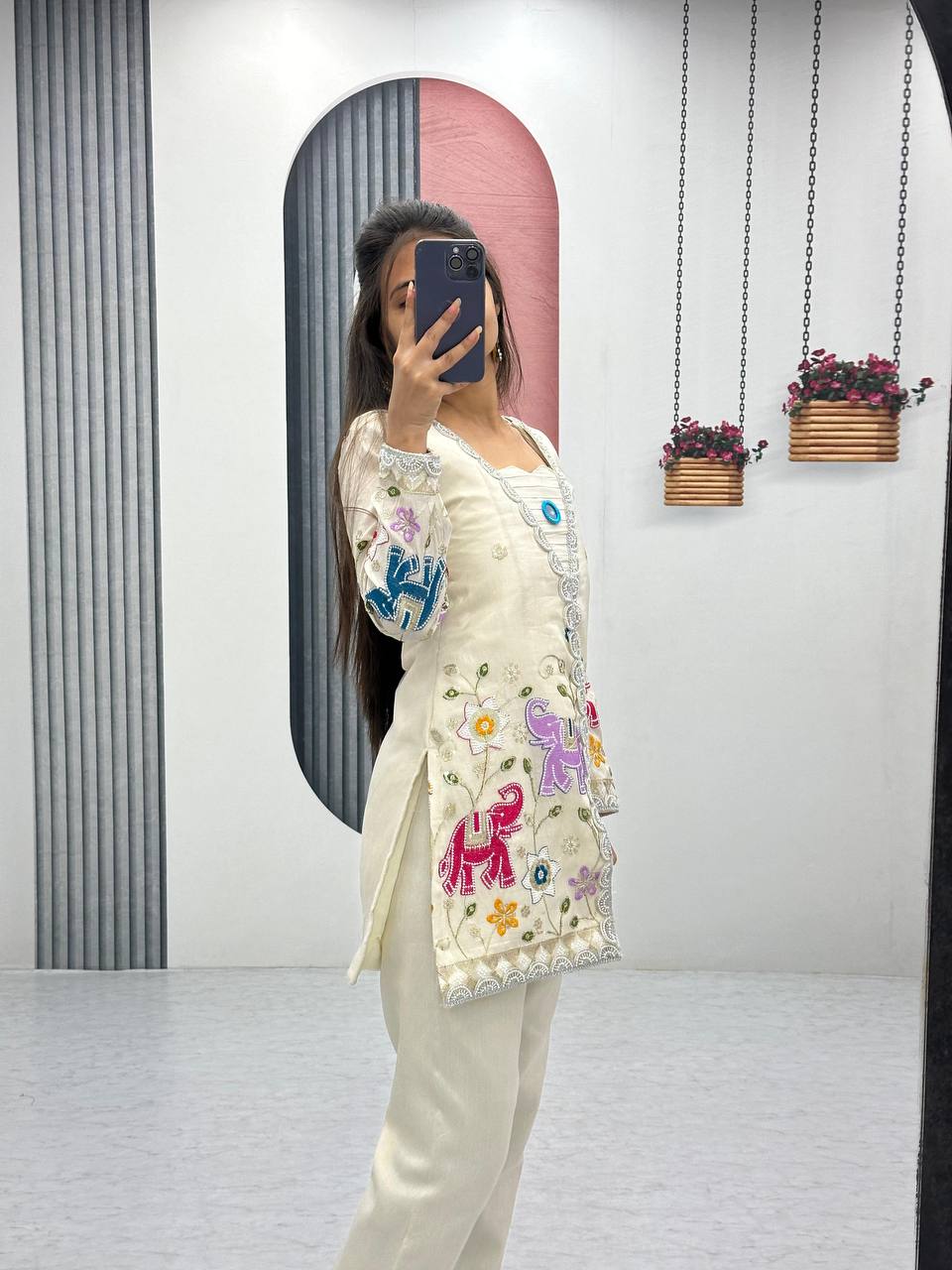 TRENDING DESIGNER CORD SET IN PURE TISSUE SHIMMER SILK