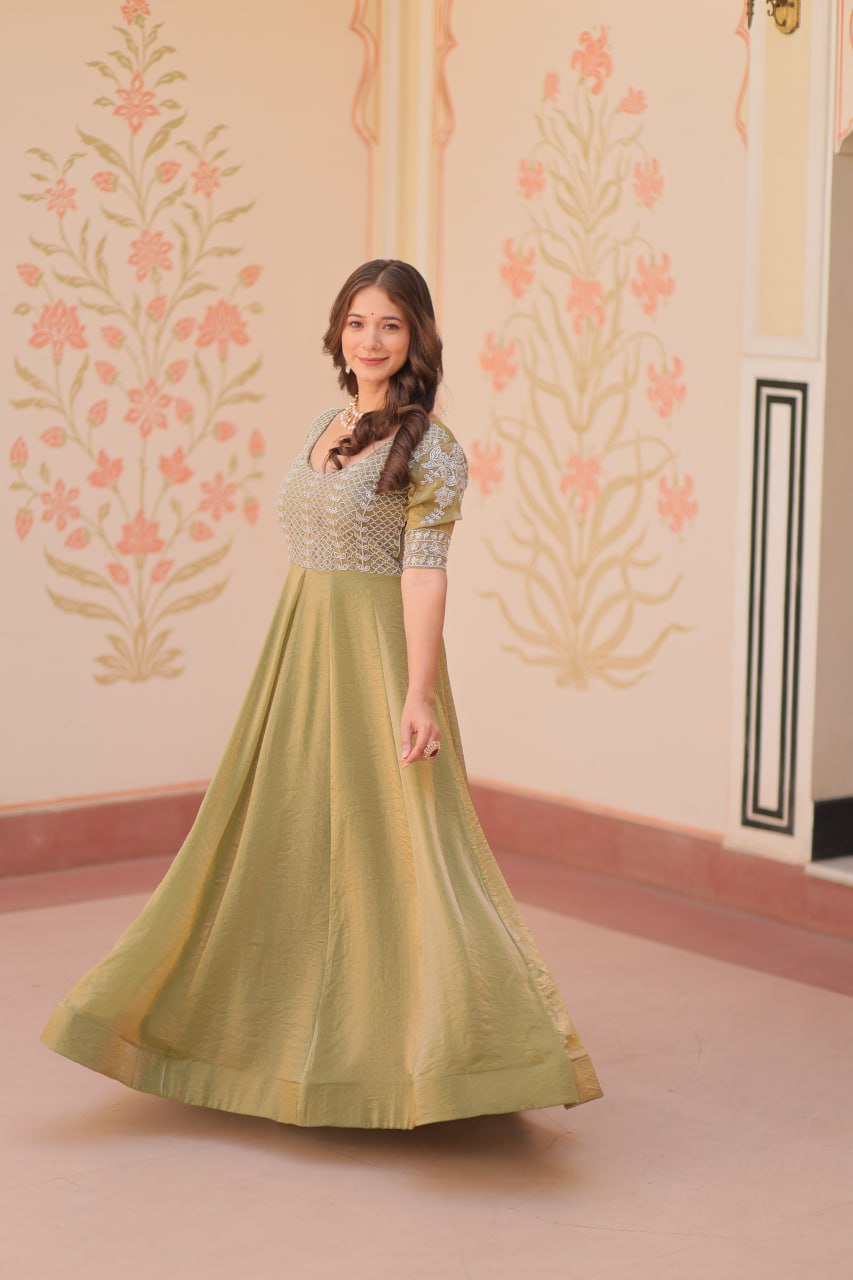 FENDY EMBROIDERED GOWN FOR WOMEN WITH BEADS WORK AND KALI PATTERN STITCHING