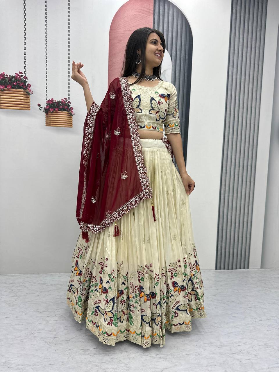 GRAND WEDDING WEAR LEHENGA CHOLI SET WITH CANCAN & EXQUISITE SEQUENCE WORK