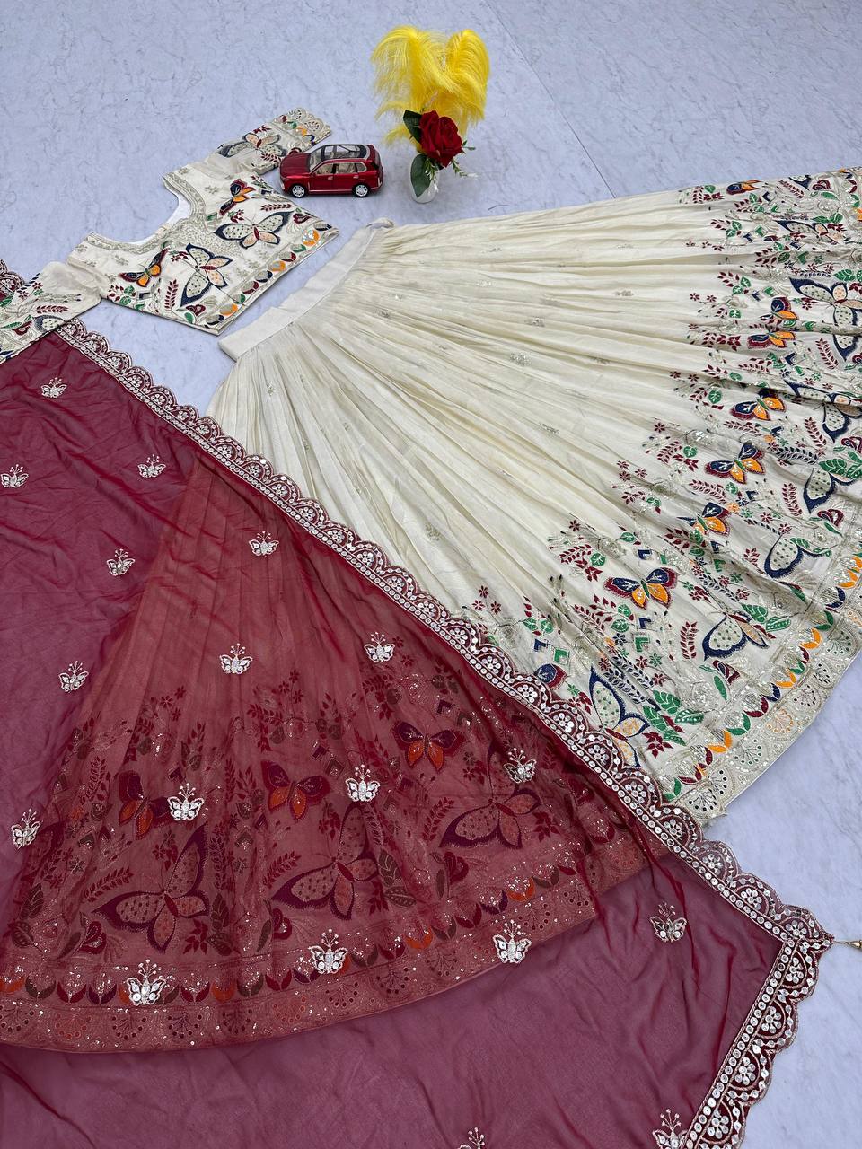 GRAND WEDDING WEAR LEHENGA CHOLI SET WITH CANCAN & EXQUISITE SEQUENCE WORK