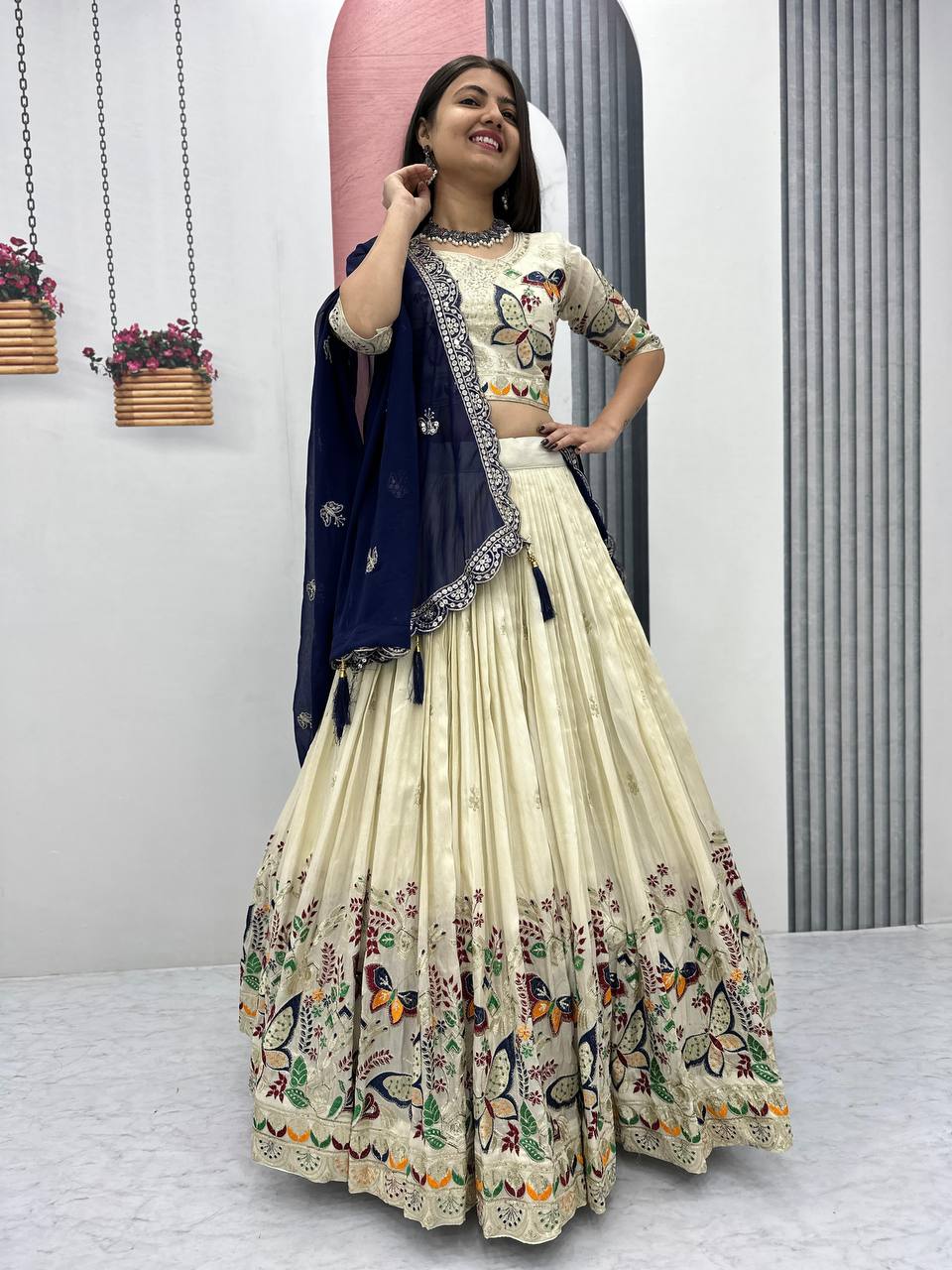 GRAND WEDDING WEAR LEHENGA CHOLI SET WITH CANCAN & EXQUISITE SEQUENCE WORK