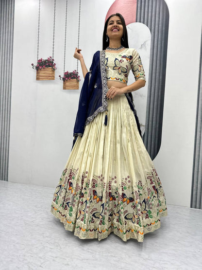 GRAND WEDDING WEAR LEHENGA CHOLI SET WITH CANCAN & EXQUISITE SEQUENCE WORK