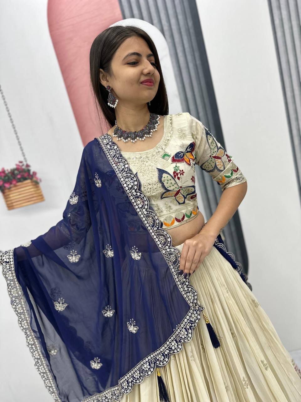 GRAND WEDDING WEAR LEHENGA CHOLI SET WITH CANCAN & EXQUISITE SEQUENCE WORK