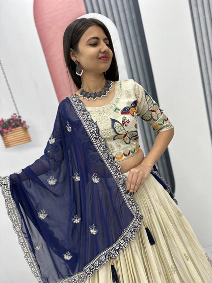 GRAND WEDDING WEAR LEHENGA CHOLI SET WITH CANCAN & EXQUISITE SEQUENCE WORK